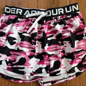 Under Armour Pink Black White Camo Athletic Shorts - girls youth large